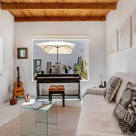 La Casa De Petrita